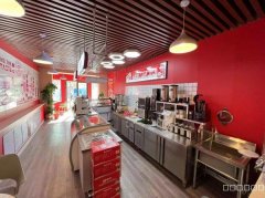 C9315位于阜康市康乾街市二中附近临街60平商铺转让