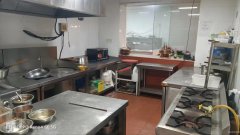 C9316位于昌吉市建设路附近临街农家院对外出让