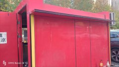 C9318位于昌吉市长宁南路富友国际东门临街餐车