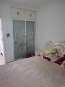 C9325商铺出租 1.位于呼图壁县上二工路润华苑临街