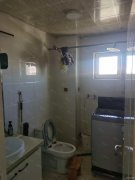 C9325商铺出租 1.位于呼图壁县上二工路润华苑临街