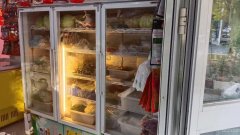 C9336出租昌吉市南五工东路金果庄园小区临街粮油水果疏菜店