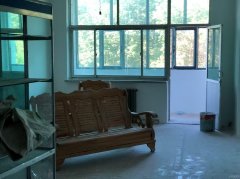 C9338旺铺出租 位于昌吉市宁边东路卡丝饭店对面商铺