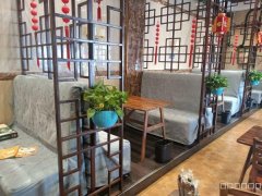 C9339位于昌吉市延安南路文化宫转盘公园门口临街店面转让