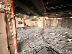 C9347写字间出租 位于屯河路新天地广场二楼