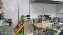 C9365店面转让 1.位于昌吉市长宁南路华洋广场