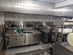 C9369位于昌吉玛纳斯文化南路500平川菜馆转让