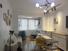 C9392石油花园小区商住4号楼1302经营中美甲美睫店转让