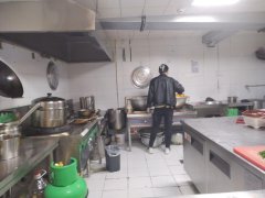 （成功案例）C9384西虹东路老华凌公交车站270平餐厅转让