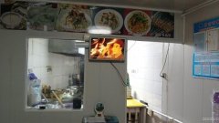 C9403乌伊东路飞马转盘开往乌鲁木齐大巴车站处快餐店转