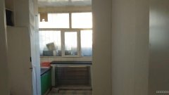 C9404出租昌吉市健康西路州医院公交车旁临街优质商铺