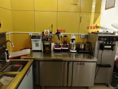 C9409昌吉市东方广场20平品牌奶茶店转让