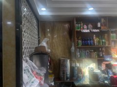 C9412米东碱沟中路128平餐厅转让