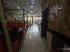 C9412米东碱沟中路128平餐厅转让