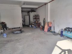 C9413天津北路新天润国际社区73平修理厂转让