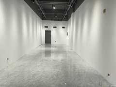 C9439昌吉青年壹号店铺直租