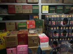 C9451北京南路50平便利烟酒店转让