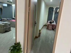 C9456位于奇台县蒲京丽苑小区临街店面转让