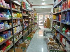 C9457位于昌吉市长宁南路沈阳巷富友国际北门临街店面转让