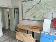 C9458位于昌吉市建国东路润园小区对面临街店面转让