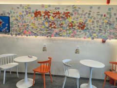 C9492乌鲁木齐星云雅居56中对面经营中饮品店转让