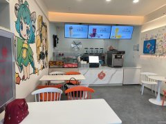 C9492乌鲁木齐星云雅居56中对面经营中饮品店转让