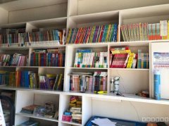 C9498店面转让 呼图壁县东风大街二小旁边文体店低价转让