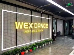 C9508位于米东区古牧地西路威尼斯小镇750平米商铺转让