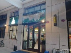 C9511位于昌吉市新汇嘉对面营业中中旺铺转让