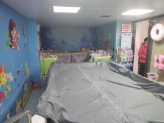 C9522格林威治城1期114平母婴用品游泳馆转让