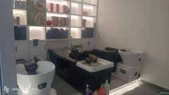 C9535位于昌吉市南五工路和谐玫瑰园附近店面转让