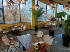 C9543位于昌吉市延安北路州医院附近临街店铺转让