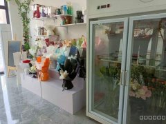 C9553位于昌吉市青年南路青年壹号临街店面转让