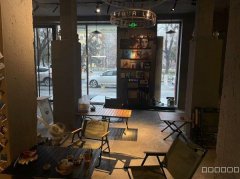 C9571五家渠军垦路一中旁100平休闲咖啡饮品店转让