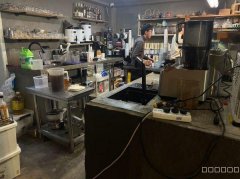 C9571五家渠军垦路一中旁100平休闲咖啡饮品店转让