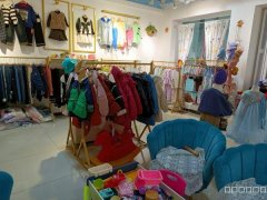 C9597位于昌吉市亚中商城汇好美购超市内一层店面转让