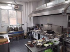 C9613龙河南路美食街178平餐厅转让