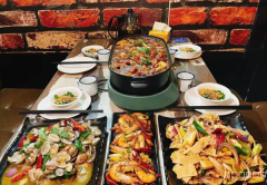 C9614昌吉南公园西路经营中餐饮店转让