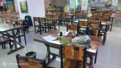 C9644位于昌吉市建国西路友好商场负一楼餐饮店转让