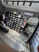 （成功案例）C9688昌吉天和婚恋广场临街一楼潮牌鞋店转让