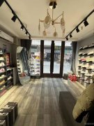 （成功案例）C9688昌吉天和婚恋广场临街一楼潮牌鞋店转让