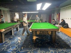 C9710位于昌吉健康东路馕产业园营业中台球厅转让