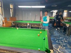 C9710位于昌吉健康东路馕产业园营业中台球厅转让