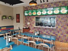 C9714位于长宁南路特变世纪花园临街营业中餐饮旺铺转让