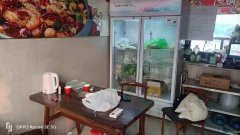 C9721位于米东区稻香南路中国银行附近店面转让