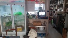 C9721位于米东区稻香南路中国银行附近店面转让