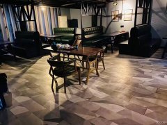 C9731位于昌吉市青年南路华东大厦内店面转让承包均可