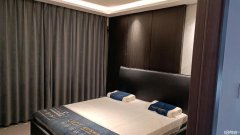 C9758位于昌吉市净化路富美家居建材城内D区店铺转让