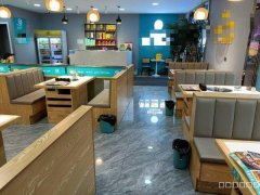 C9761位于昌吉市建国西路国民村镇银行附近临街餐饮店面转让