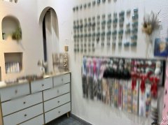 C9779昌吉中山南路经营中美甲美睫店转让 可空转